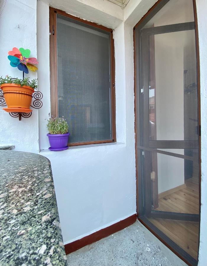 Bright Central Studio For 4 In Burgas ภายนอก รูปภาพ