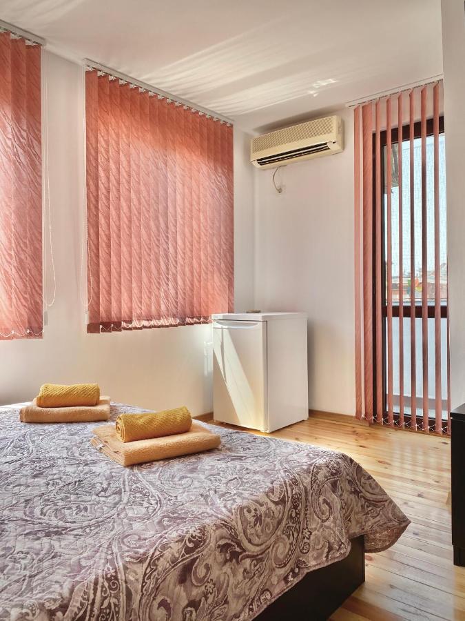 Bright Central Studio For 4 In Burgas ภายนอก รูปภาพ